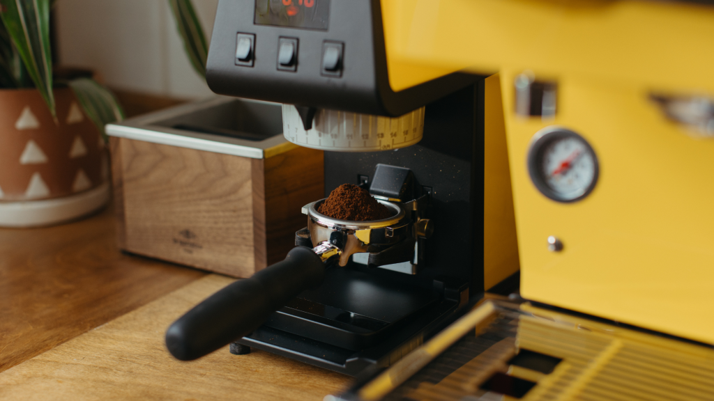 Essential Steps For Using Coffee Grinder | La Marzocco
